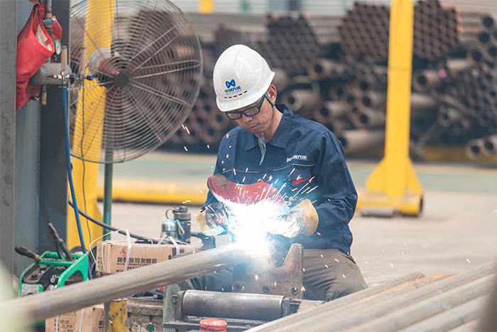 凯里网架焊接车间